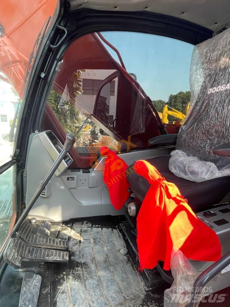 Doosan DX 225 LC Bageri guseničari