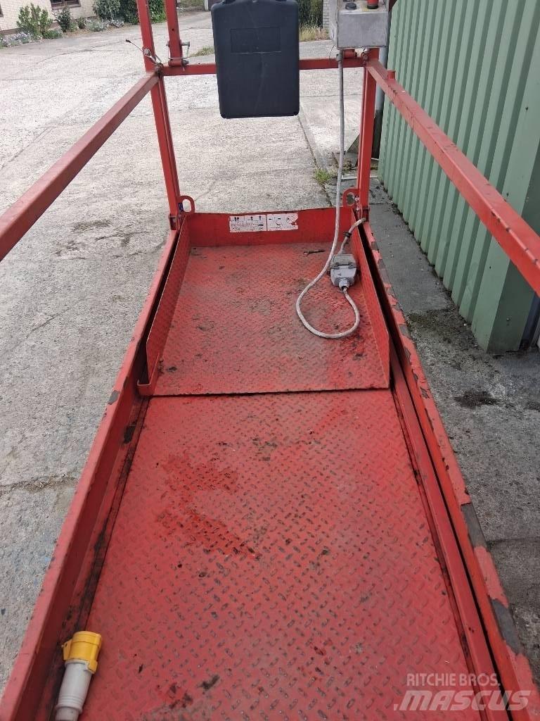 SkyJack SJ III 3226 Makazaste platforme