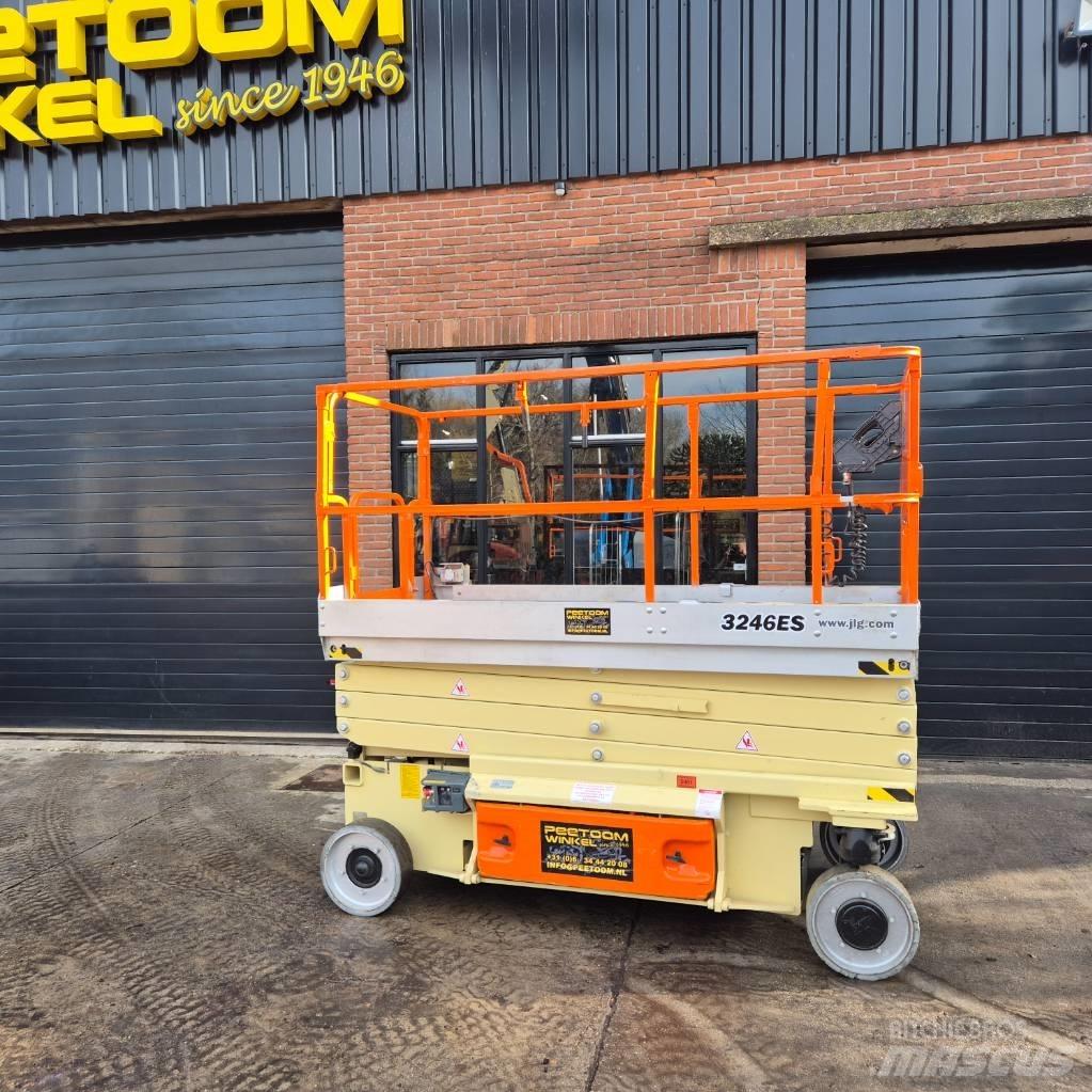 JLG 3246 ES Makazaste platforme