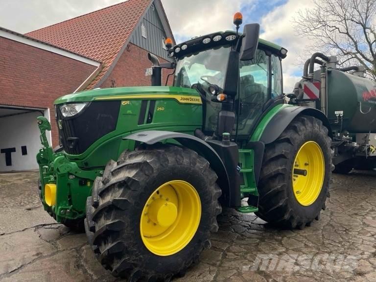 John Deere 6R 250 Traktori