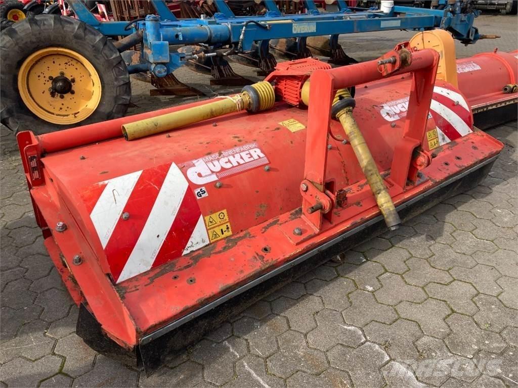 Dücker UM 27 Ostala oprema za žetvu stočne hrane