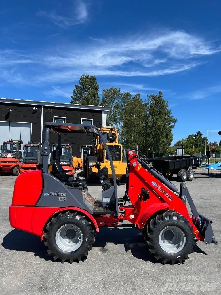 Flexitrac 1226 LRF Višenamenski utovarivači