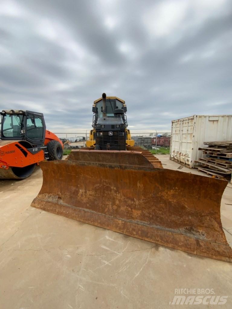 DEERE 750K Buldožeri guseničari