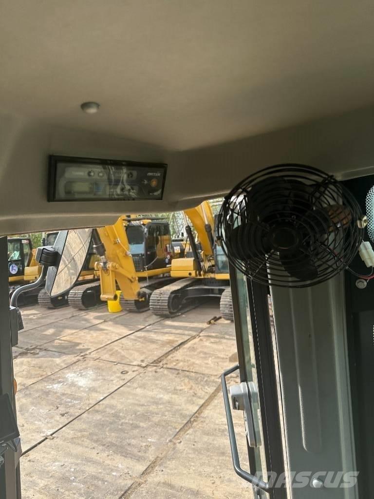 JCB 3 CX Rovokopači