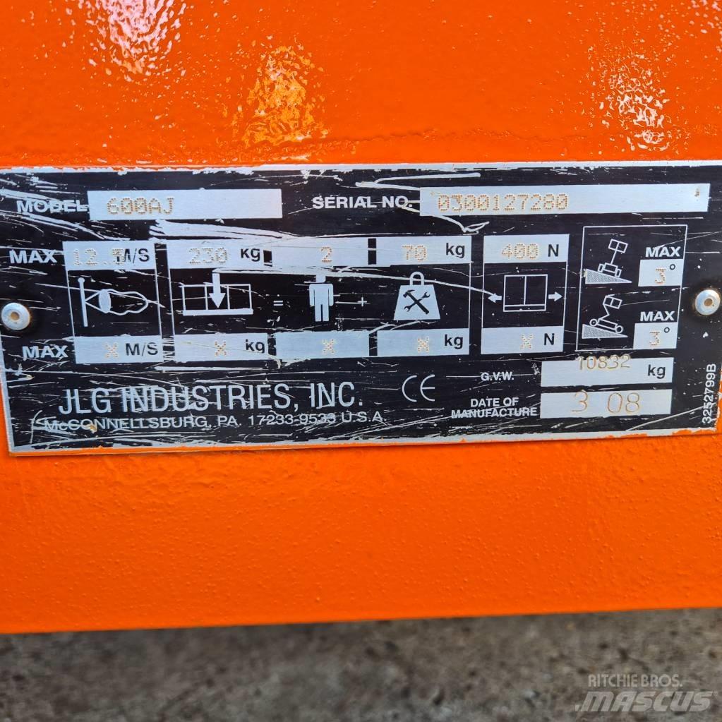 JLG 600 AJ Zglobne podizne platforme