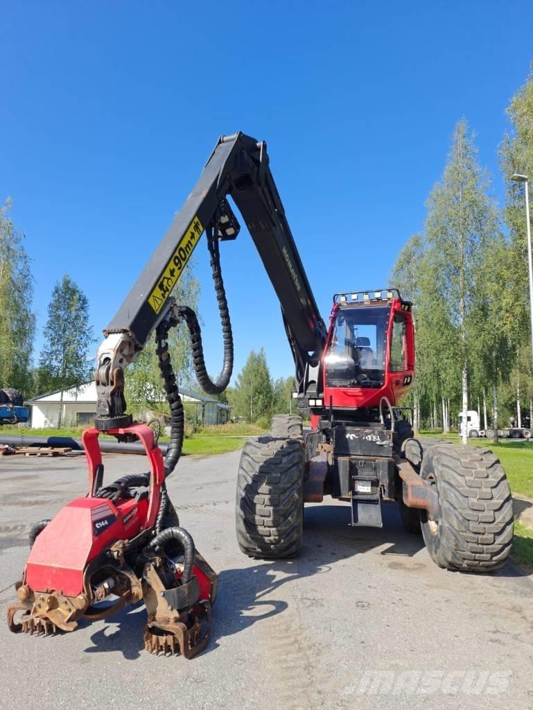 Komatsu 951 Harversteri