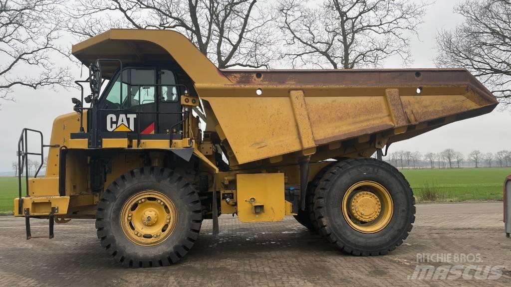 CAT 770 Zglobni damperi