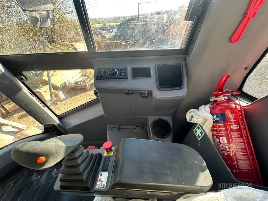 Hamm HC 130i Valjci sa jednim bubnjem