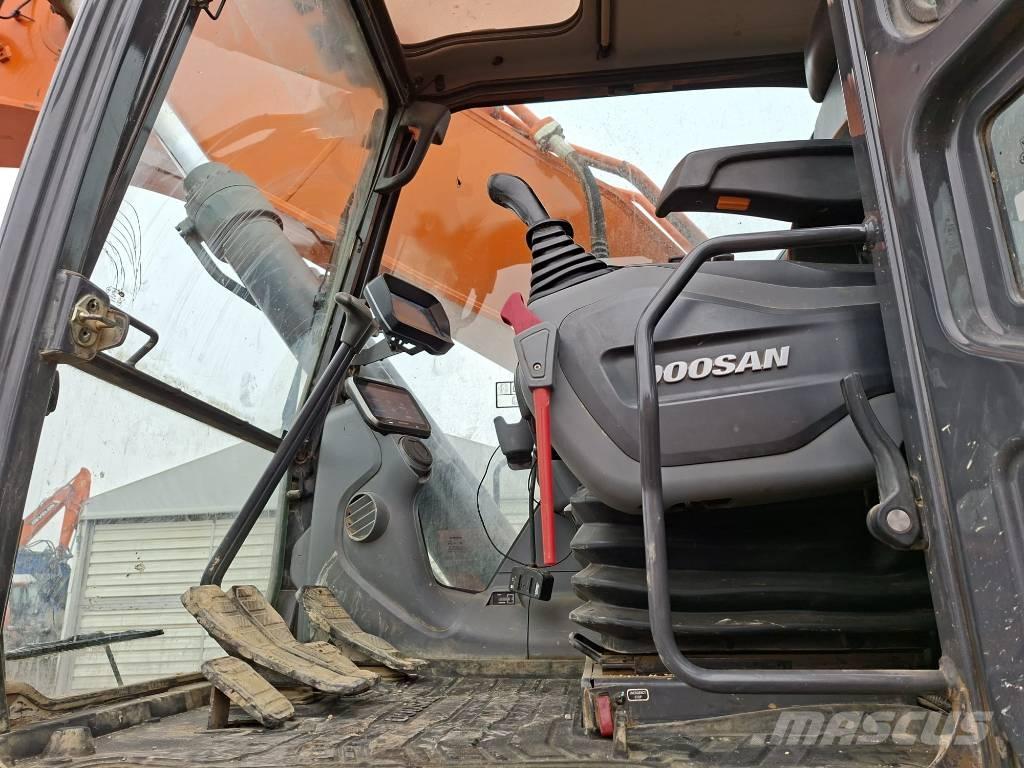 Doosan DX380LC-7 Bageri guseničari