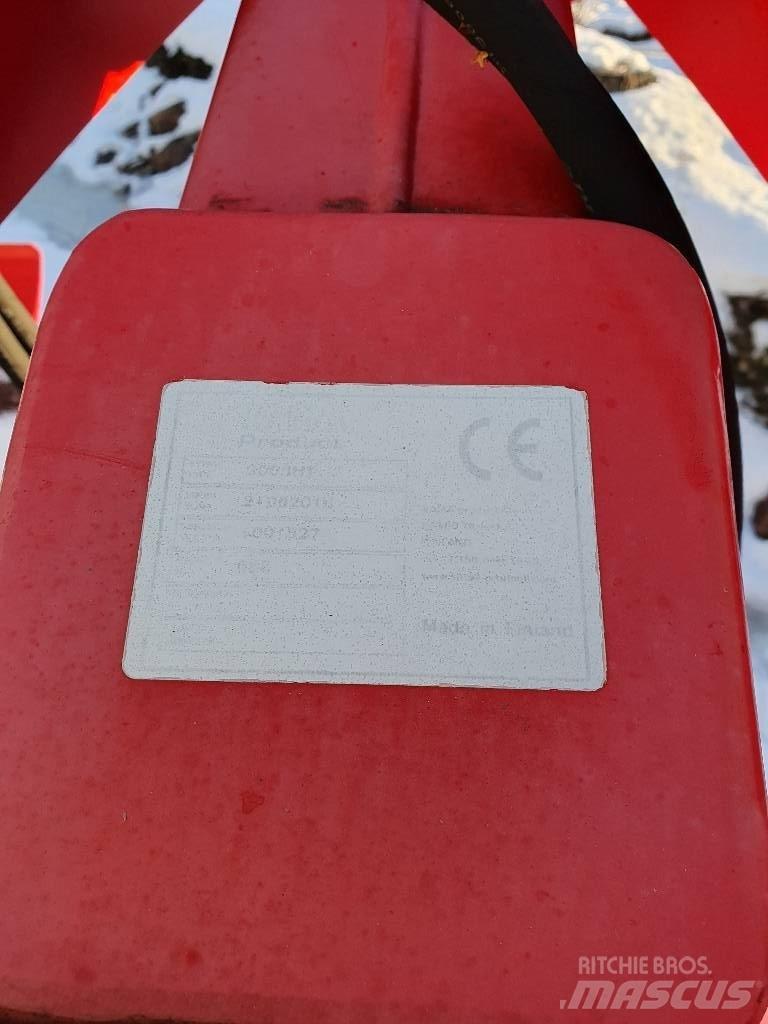Vama 300 JH 1 Snežne daske i plugovi