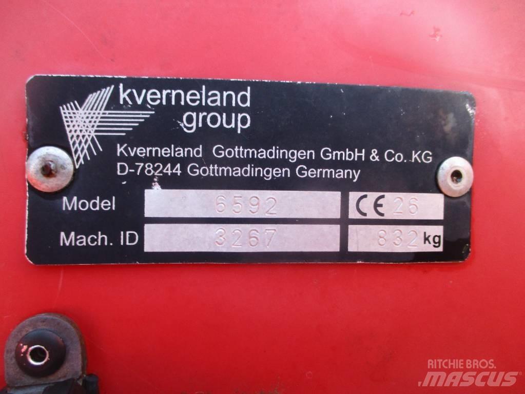 Kverneland Fanex 683 Okretači i sakupljači sena