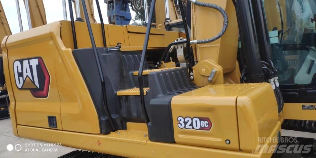 CAT 2021 CAT 320GC Bageri točkaši