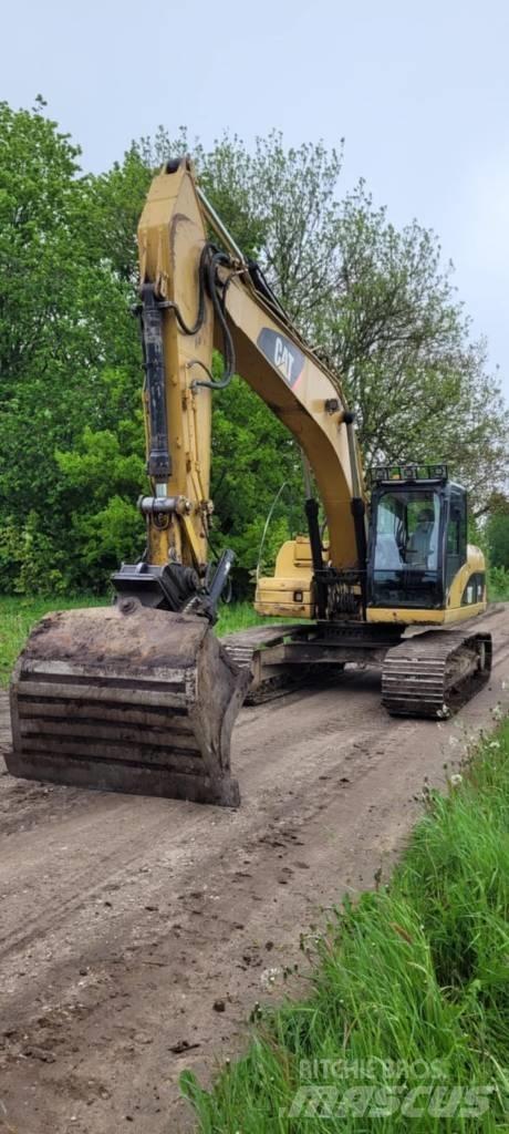 CAT 320 Bageri guseničari