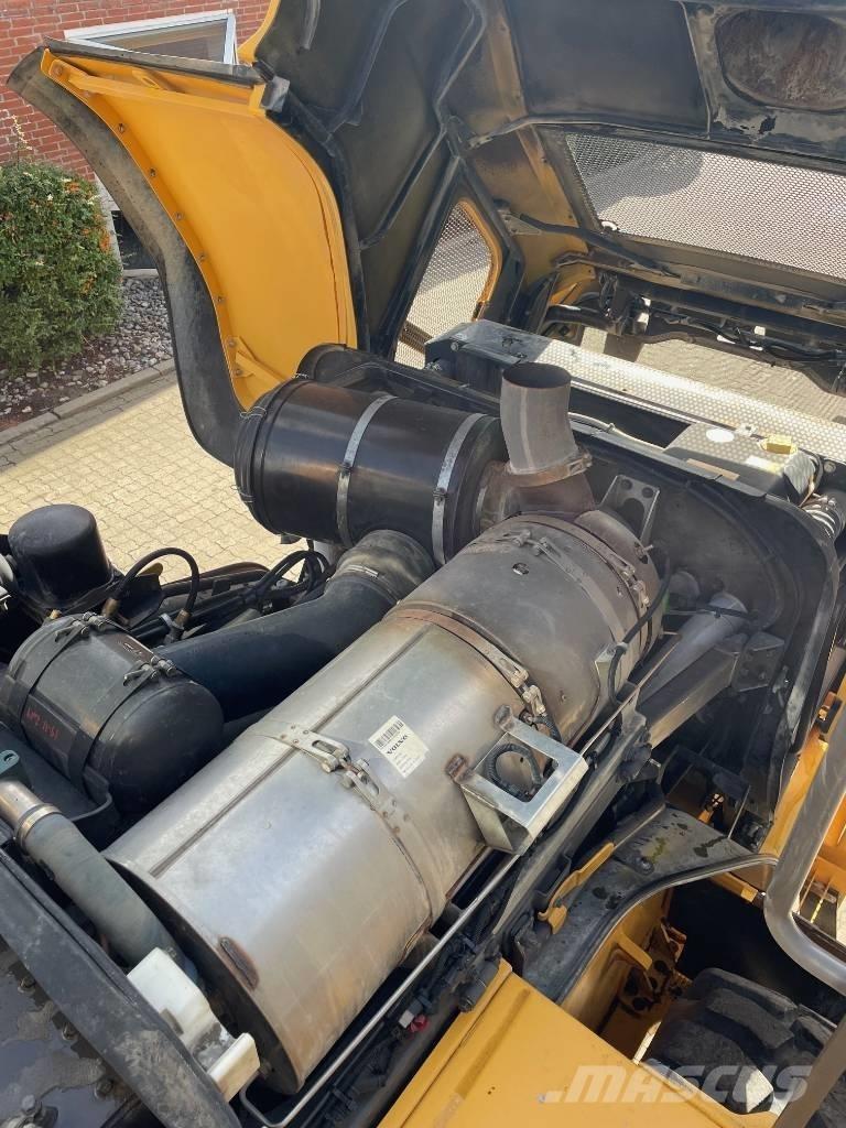 Volvo L220G Utovarivači na točkove