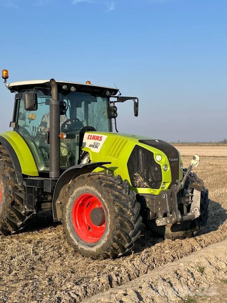 CLAAS Arion 630 Traktori
