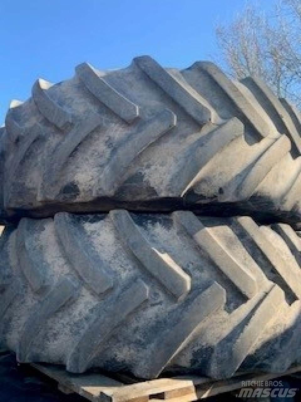 Mitas 680/80R42 Gume, točkovi i felne