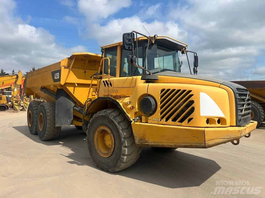 Volvo A 25 D Zglobni damperi