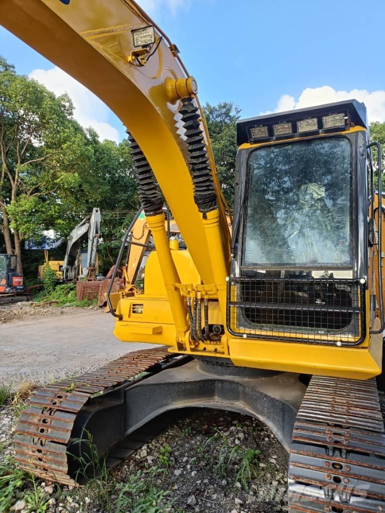 Komatsu PC 130-7 Bageri guseničari