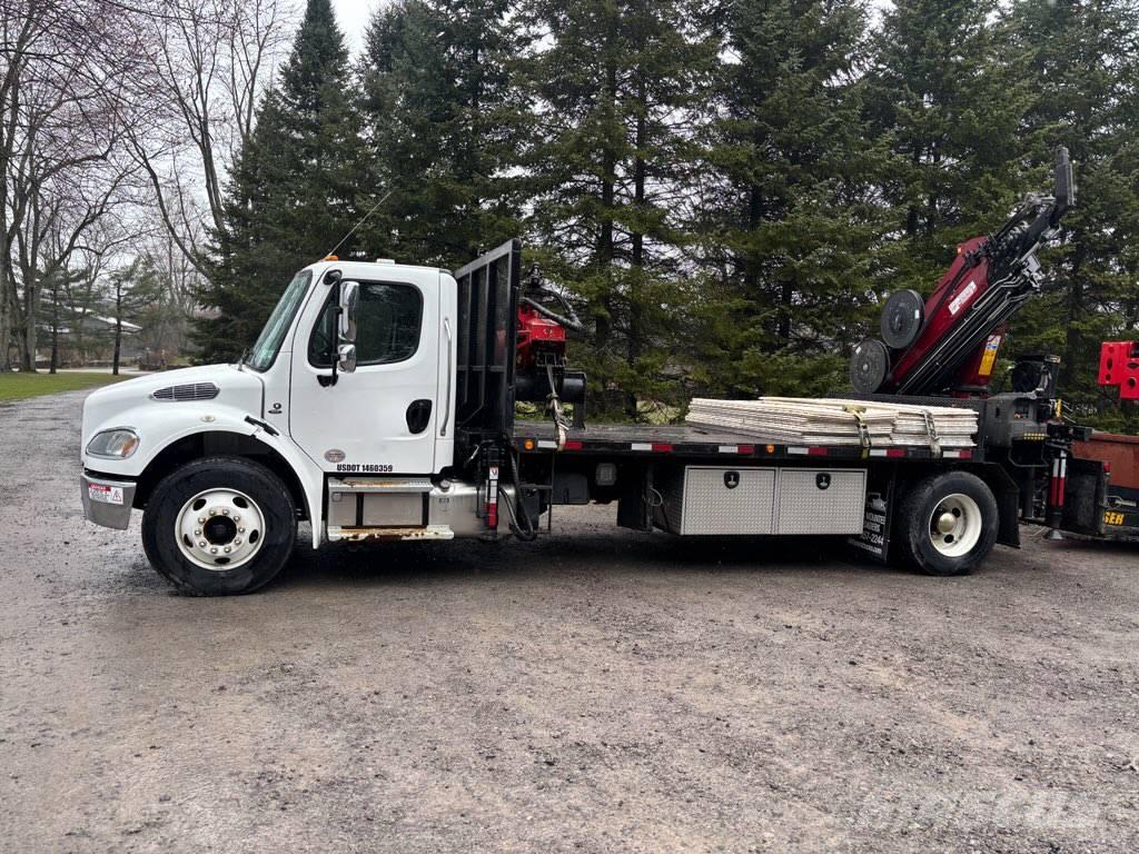 Freightliner M2-106 Derik kranovi