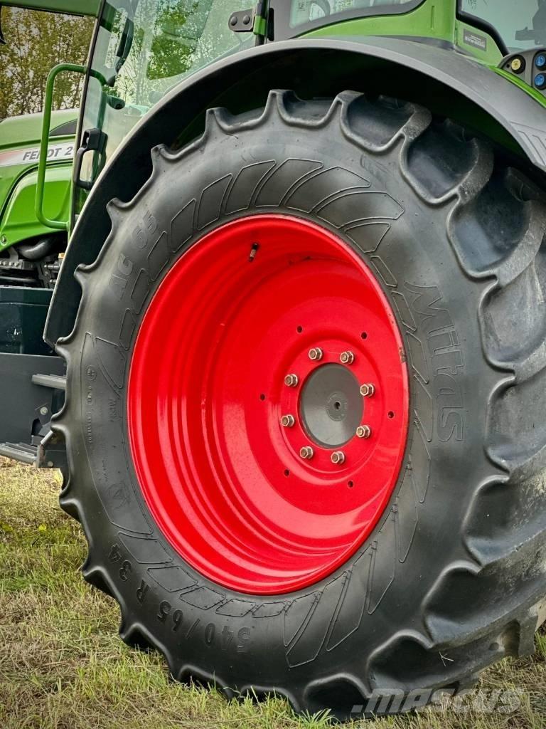 Fendt 211S Vario Traktori