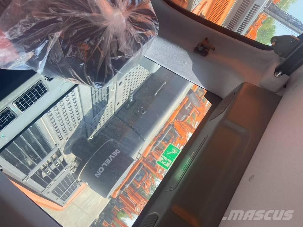 Develon DX 450 Bageri guseničari