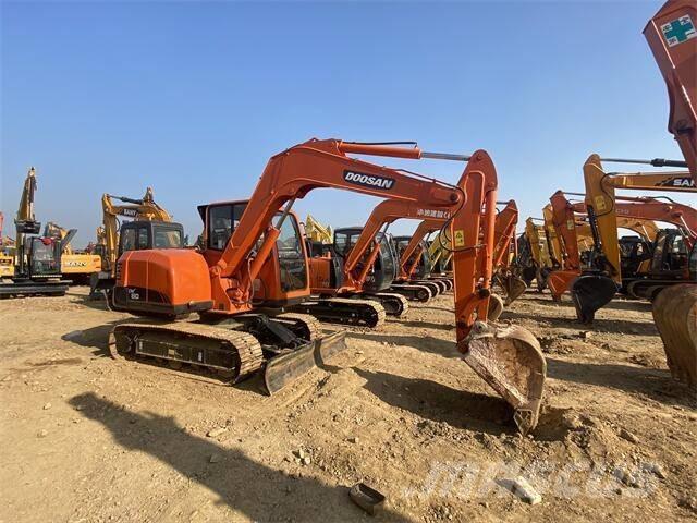 Doosan DX80 Mini bageri < 7t