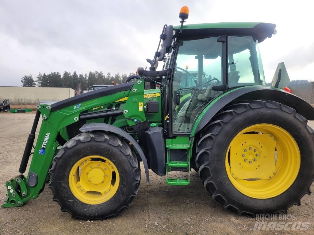John Deere 5100R Traktori