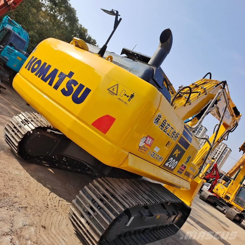 Komatsu PC 200-8 Bageri guseničari