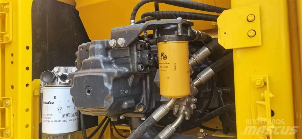Komatsu 220-8 Mini bageri < 7t