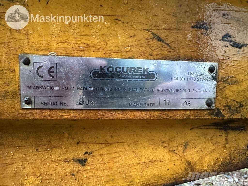 JCB JS 220 LC Bageri guseničari