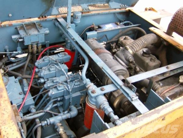 Case F25V Asfaltni finišeri