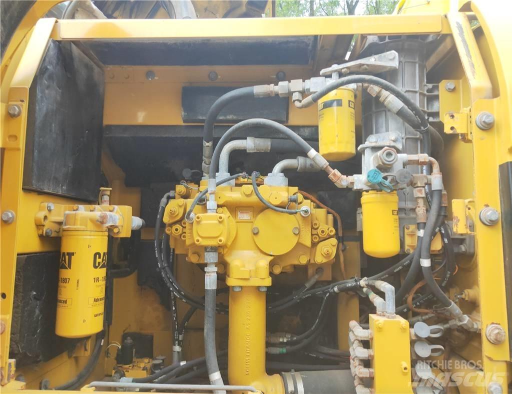 CAT 329 D Bageri guseničari