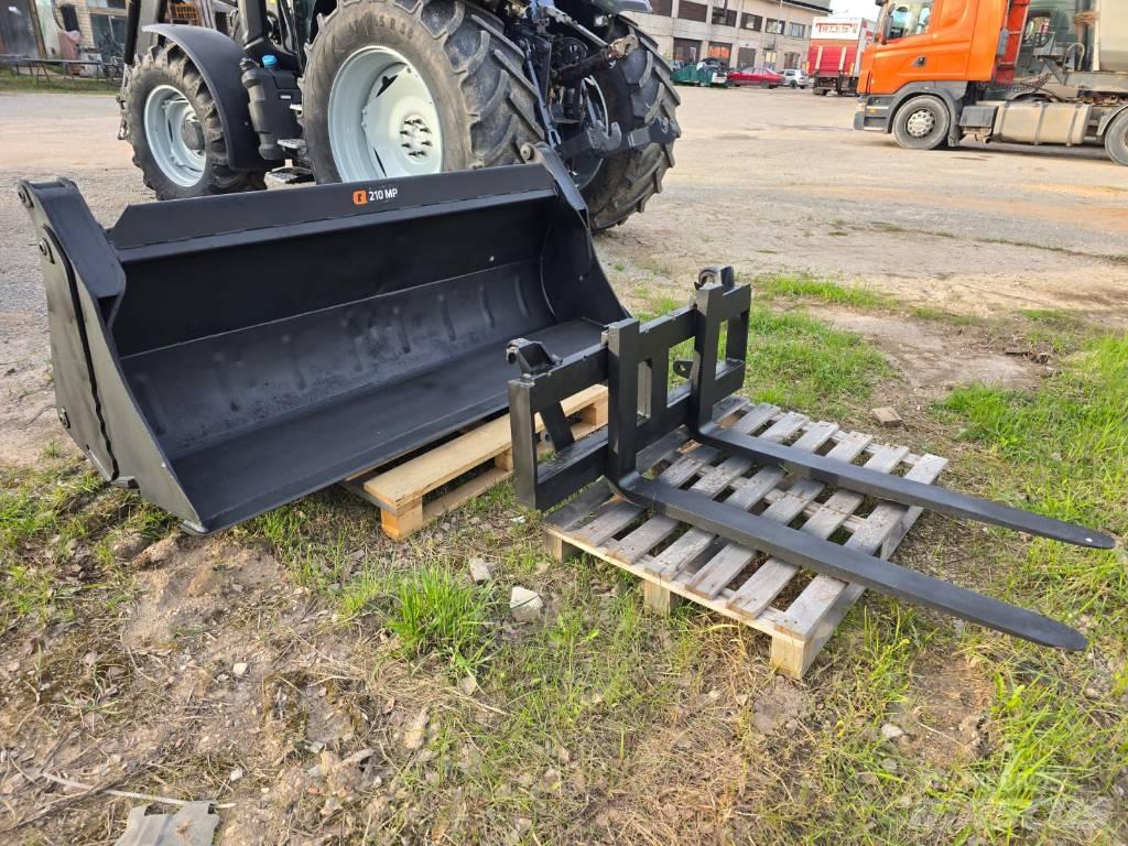 Valtra G125 A Traktori