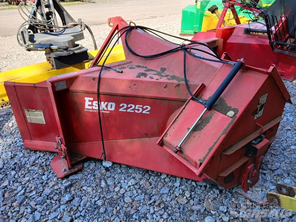 Esko 2252 Snežne freze