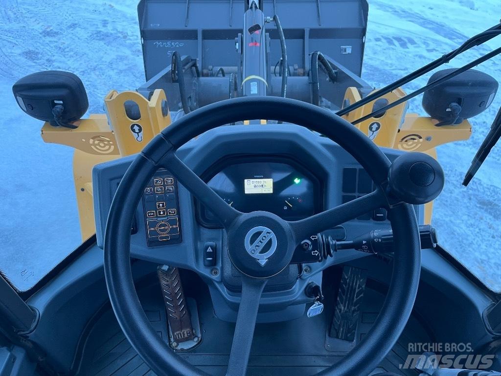 Volvo L 30 G Utovarivači na točkove