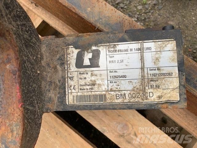 Ålö PALLET TINES Ostala oprema za utovarivače i kopače