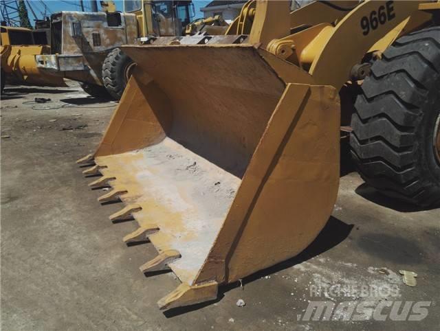 CAT 966 E Utovarivači na točkove
