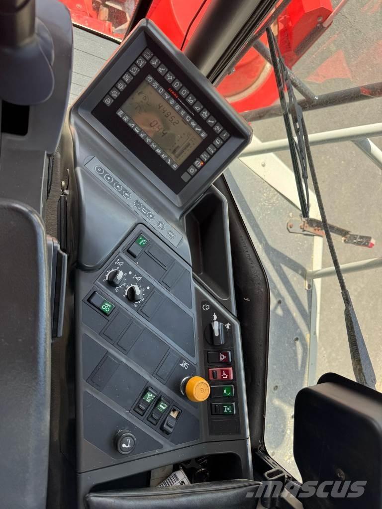 CLAAS JAGUAR 830 Kombajni za stočnu hranu