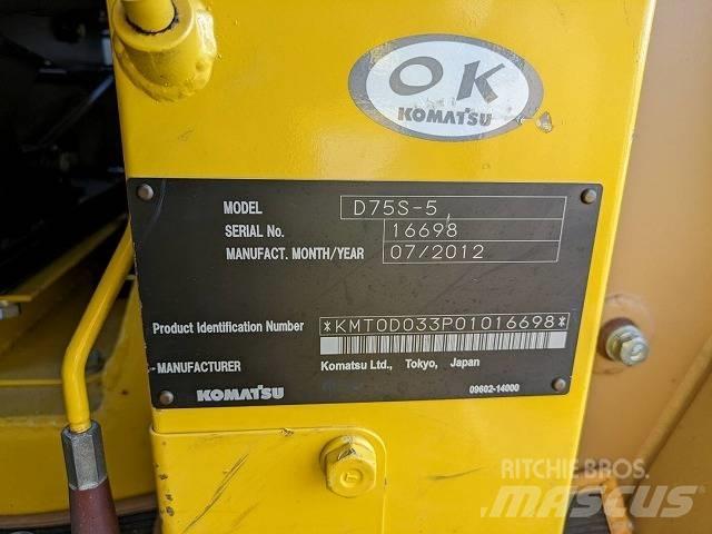 Komatsu D 75 S-5 Utovarivaču guseničara
