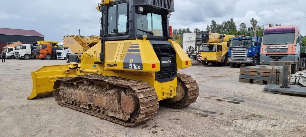 Komatsu D 51 EX-22 Buldožeri guseničari
