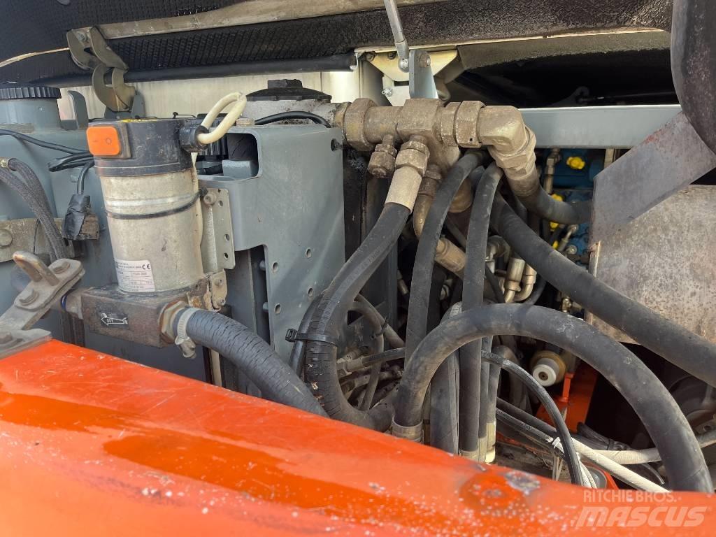 Schaeff HR 32 Midi bageri 7t – 12t