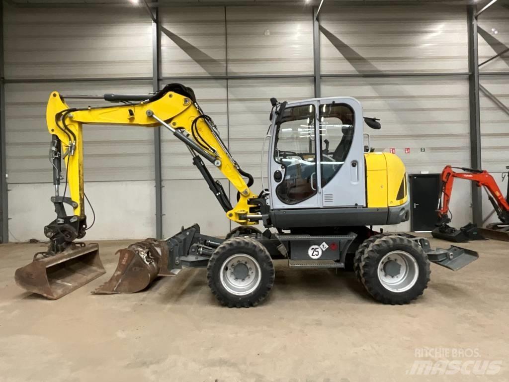 Neuson EW 100 Bageri točkaši
