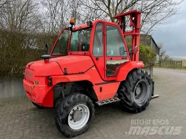 Manitou M 26.4 Vanterenski viljuškar