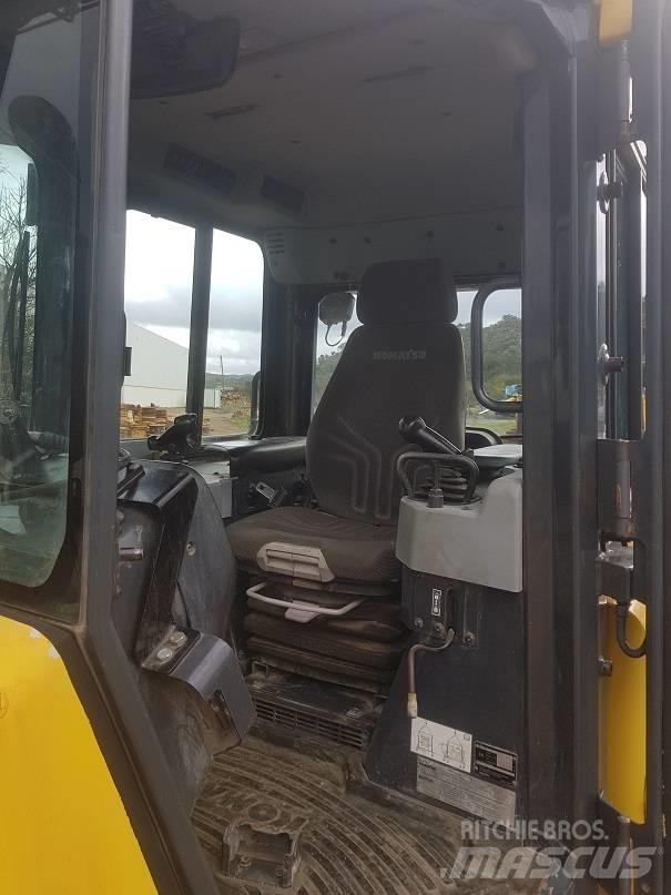 Komatsu D 51 EX-22 Buldožeri guseničari
