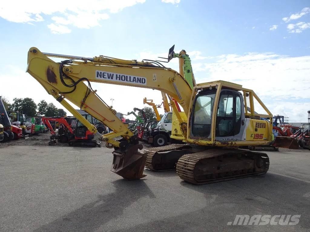 New Holland E195 Bageri guseničari