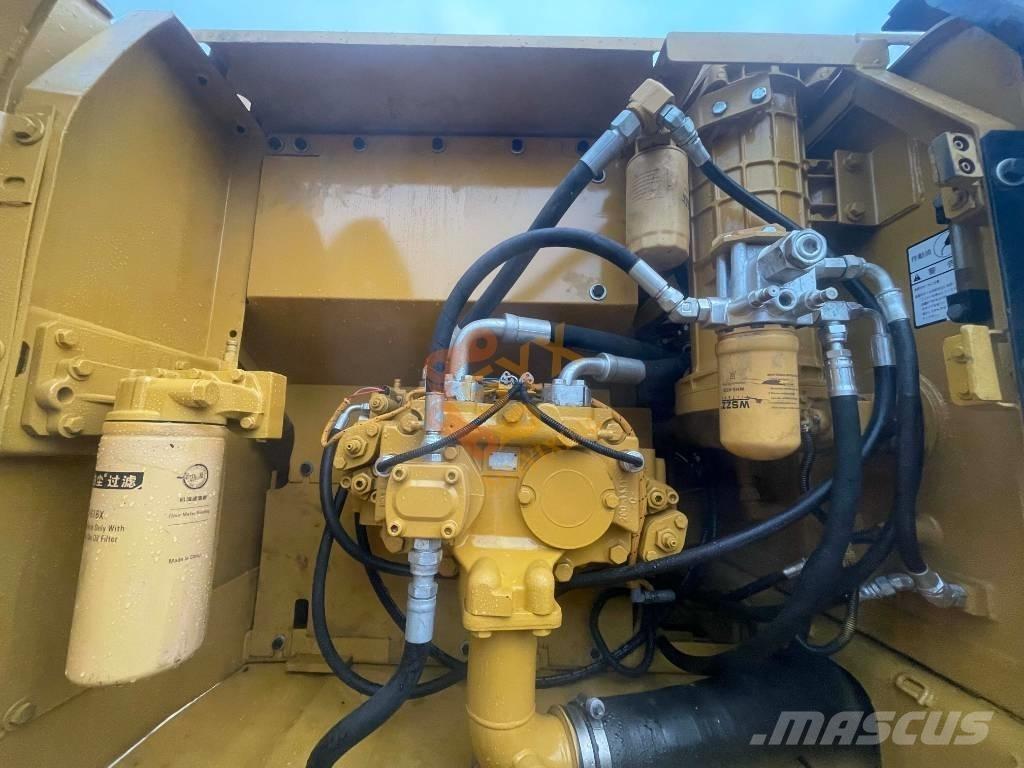 CAT CAT320 D2 Bageri guseničari