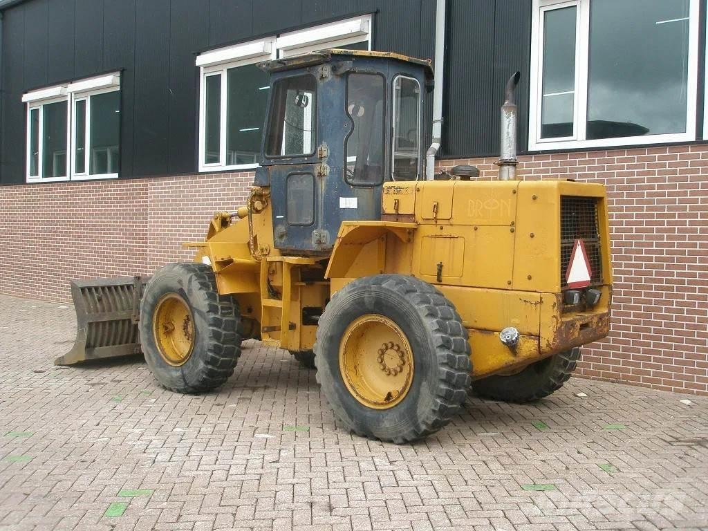 Komatsu W40-2 Utovarivači na točkove