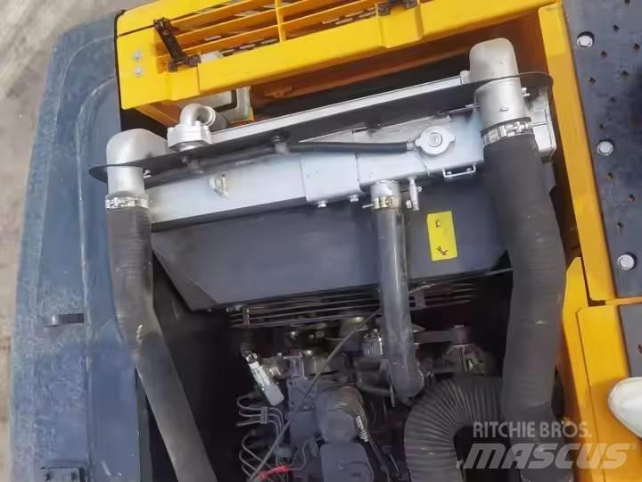 Hyundai 220LC-9s Bageri guseničari