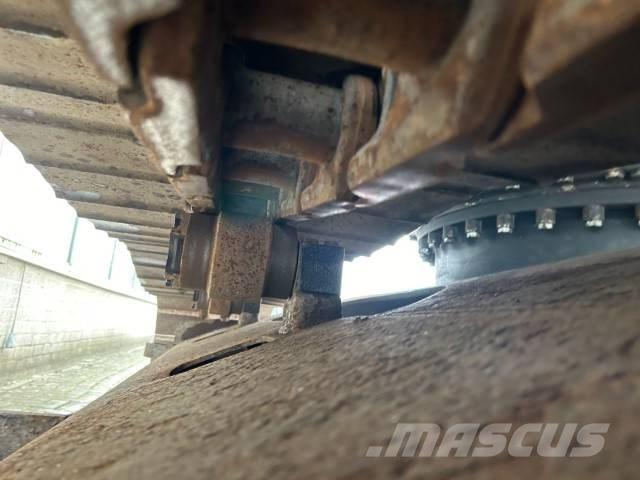 Hitachi ZX 250 LC-6 Bageri guseničari