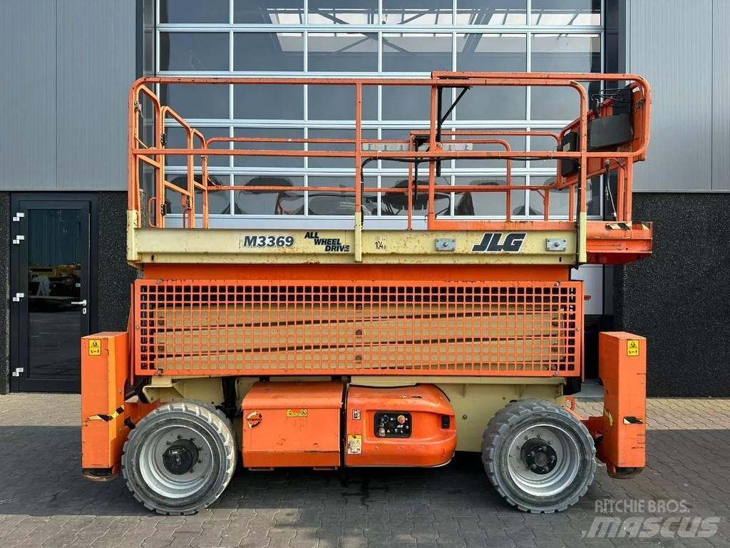 JLG M3369 Makazaste platforme